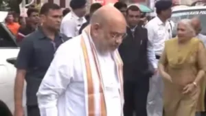 Kolkata Stampede News: कोलकाता के चोरबागान पंडाल भगदड़ में 19 लोगों की मौत, गृह मंत्री अमित शाह ने किया अस्पताल का दौरा