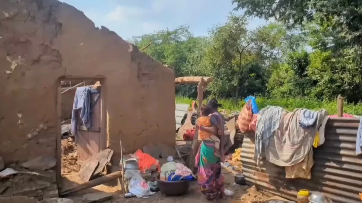 Bastar Cyclone Damage Report: बस्तर में ‘अर्नब’ चक्रवाती तूफान का कहर, दो दिनों की भारी बारिश और तेज हवाओं से 53 मकान क्षतिग्रस्त