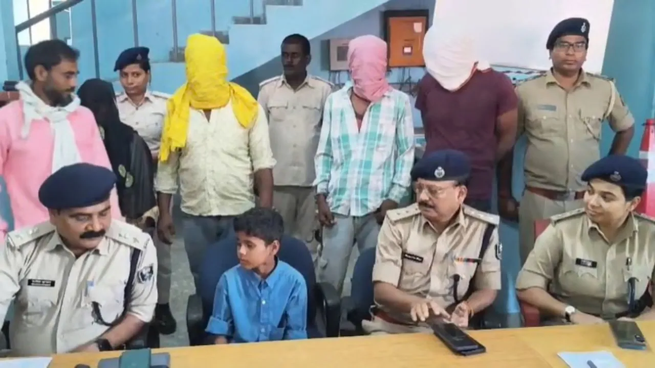 Bagaha Kidnapping Case: बिहार के बगहा में 9 साल के बच्चे का अपहरण और 20 लाख की फिरौती मांगने वाले 4 आरोपी गिरफ्तार, बच्चा सकुशल बरामद