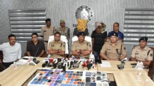 Bastar Cyber Crime News: बस्तर पुलिस ने किया अंतरराज्यीय सायबर ठगी गिरोह का पर्दाफाश, जामताड़ा के 2 शातिर कोलकाता से गिरफ्तार