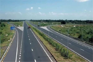 दिल्ली-अमृतसर-कटरा एक्सप्रेसवे: उत्तर भारत के सफर में क्रांति लाने वाला 667 किमी लंबा ग्रीनफील्ड कॉरिडोर