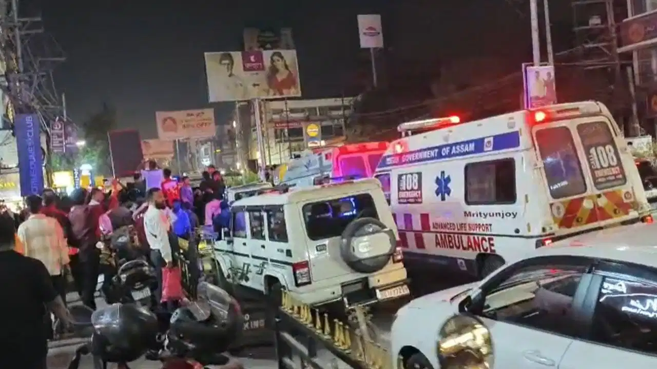 Guwahati Firing News: असम के गुवाहाटी में अंधाधुंध गोलीबारी से दहला शहर, होटल के पास खूनी संघर्ष में 5 लोगों की मौत