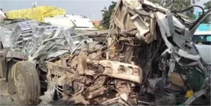 Rewari NH 48 Accident News: दिल्ली-जयपुर हाईवे पर धारूहेड़ा में दो ट्रकों की भीषण टक्कर, एक चालक की दर्दनाक मौत
