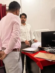 Madhya Pradesh News: कार्य में गंभीर उदासीनता पर गिरी गाज, बड़वानी में कलेक्टर के निर्देश पर सख्त कार्रवाई