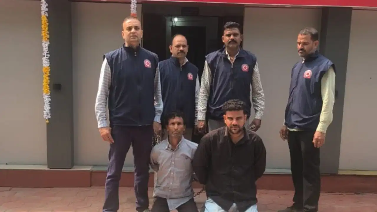 Indore Drug Seizure News: इंदौर में लहसुन के कारोबार की आड़ में चल रहा था ड्रग्स का खेल, ससुर-दामाद गिरफ्तार और 25 लाख की एमडी ड्रग्स बरामद