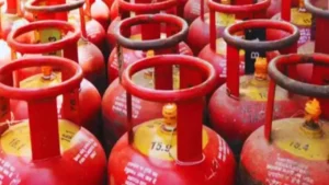 India LPG Import: सितंबर में यूएई बना भारत का सबसे बड़ा एलपीजी सप्लायर, अमेरिका को पीछे छोड़ा