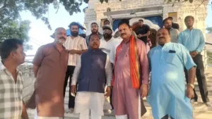 Manendragarh Jila Samachar: कन्या छात्रावास का औचक निरीक्षण और सिद्धबाबा धाम में पूजा-अर्चना, विकास कार्यों पर चर्चा