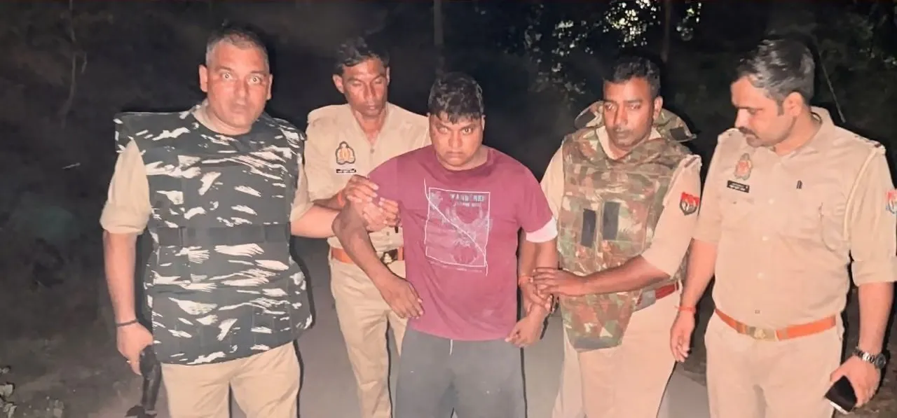 Varanasi Sarnath Blast Case: वाराणसी के सारनाथ में अवैध पटाखा फैक्ट्री ब्लास्ट मामले में मुख्य आरोपी राजू खान मुठभेड़ के बाद गिरफ्तार