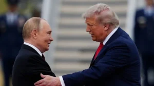 Donald Trump Russia Sanctions: अमेरिकी राष्ट्रपति डोनाल्ड ट्रंप का बड़ा फैसला, रूस से जुड़े प्रतिबंधों और टैरिफ में दी बड़ी छूट