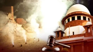 Supreme Court on Firecrackers: धार्मिक भावनाओं और जनस्वास्थ्य के बीच संतुलन जरूरी, सुप्रीम कोर्ट की अहम टिप्पणी