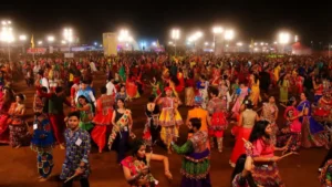 Bajrang Dal Garba Alert: छिंदवाड़ा में त्रिशूल दीक्षा कार्यक्रम के दौरान वीएचपी नेता ने कहा- बिना पहचान पत्र नहीं मिलेगी एंट्री