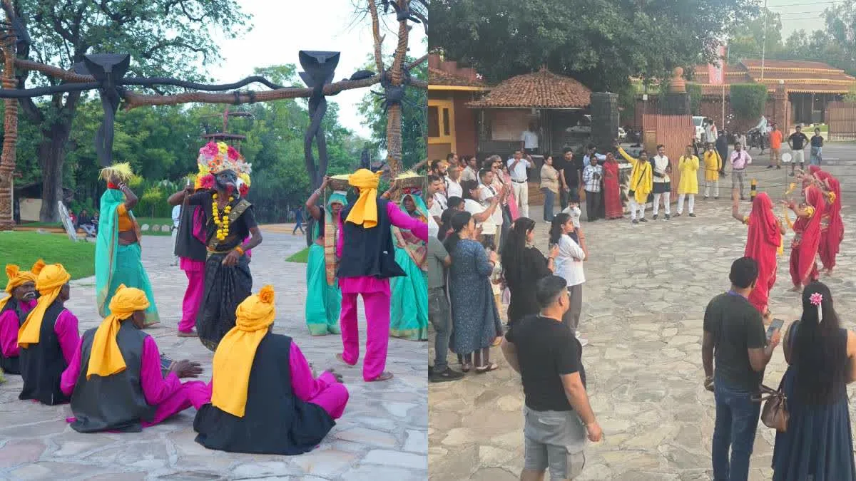 Chhatarpur News: खजुराहो के आदिवर्त संग्रहालय में गूंज रहे बुंदेली और बघेली लोकगीत, मां काली के खप्पर नृत्य ने मोहा सैलानियों का मन