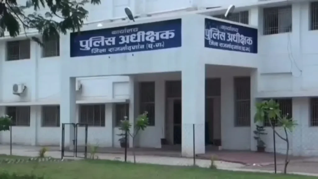 Dongargarh Double Murder: राजनांदगांव में मां-बेटे की बेरहमी से हत्या, गंभीर रूप से घायल बेटी अस्पताल में भर्ती