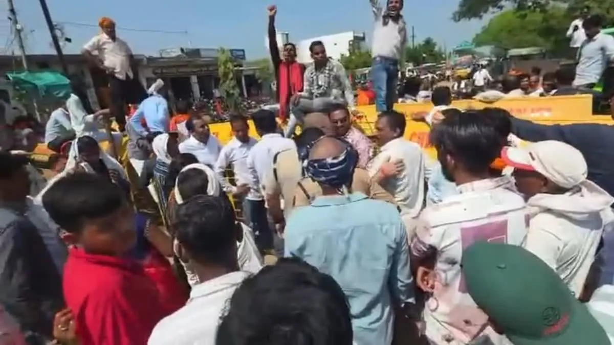 Kavirdha News: कवर्धा में किसानों का बड़ा आंदोलन खत्म, गन्ने का भाव बढ़कर हुआ 425 रुपये, सरकार ने मानी 4 मांगें