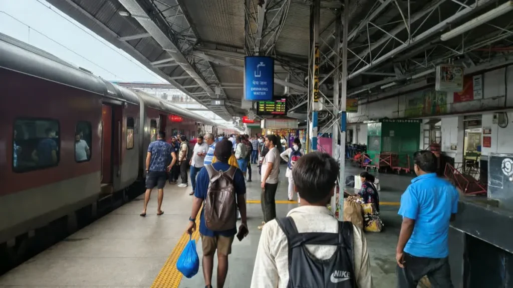 Train Timings 2026: 5 अक्टूबर से 24 नवंबर तक चलेगी वलसाड-दानापुर स्पेशल ट्रेन, जानें पूरा शेड्यूल और रूट