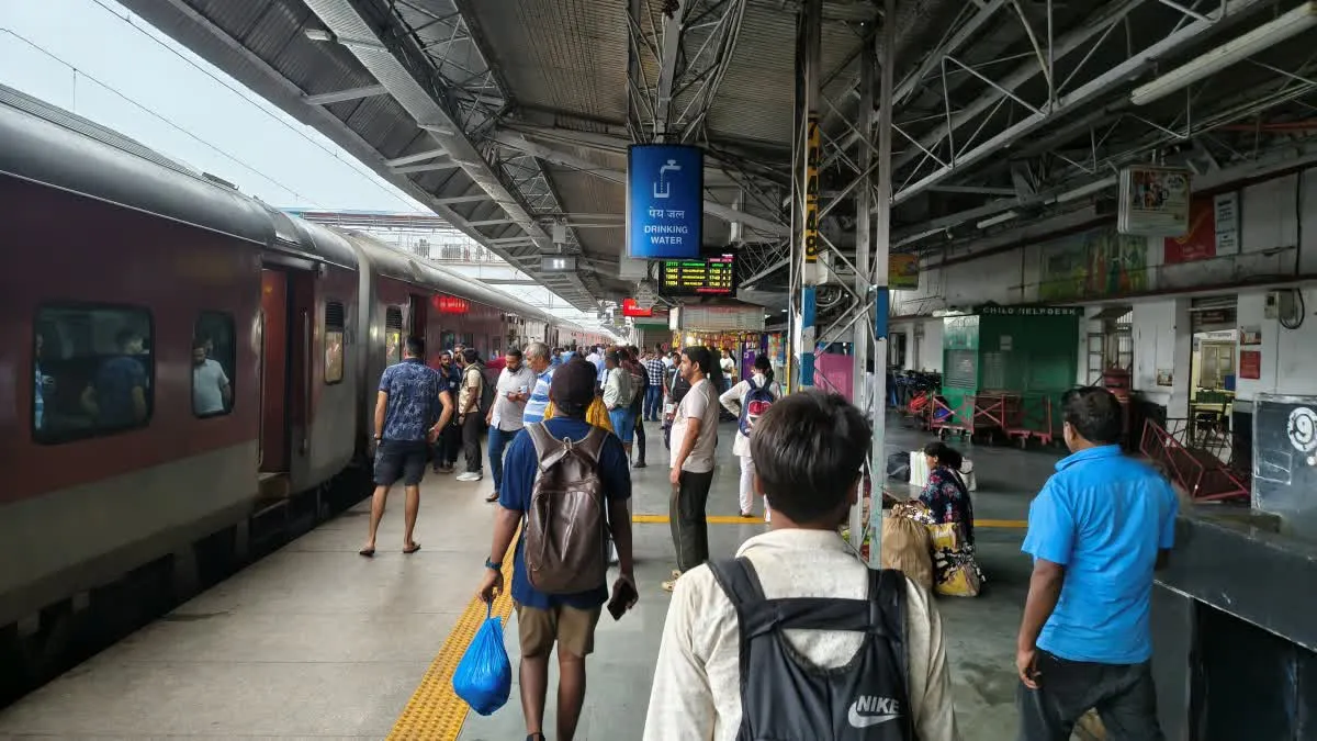 Train Timings 2026: 5 अक्टूबर से 24 नवंबर तक चलेगी वलसाड-दानापुर स्पेशल ट्रेन, जानें पूरा शेड्यूल और रूट
