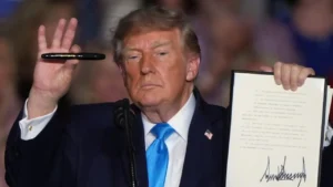 Donald Trump on Russia Sanctions: अमेरिकी राष्ट्रपति ट्रंप ने रूस पर नए प्रतिबंध लगाने से क्यों किया इनकार? बताई बड़ी वजह