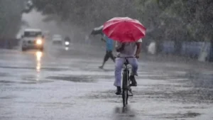 Aaj Ka Mausam 21 October: उत्तर भारत में बढ़ी ठंड, दक्षिण के राज्यों में भारी बारिश का अलर्ट— जानें अपने यहाँ के मौसम का हाल